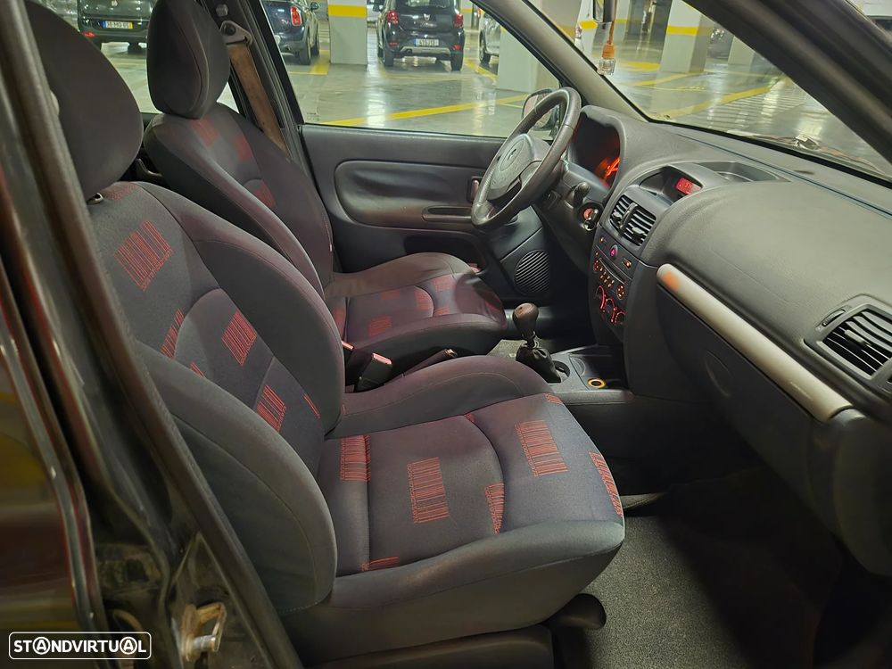 Renault Clio 1.2 16V Dynamique - 25