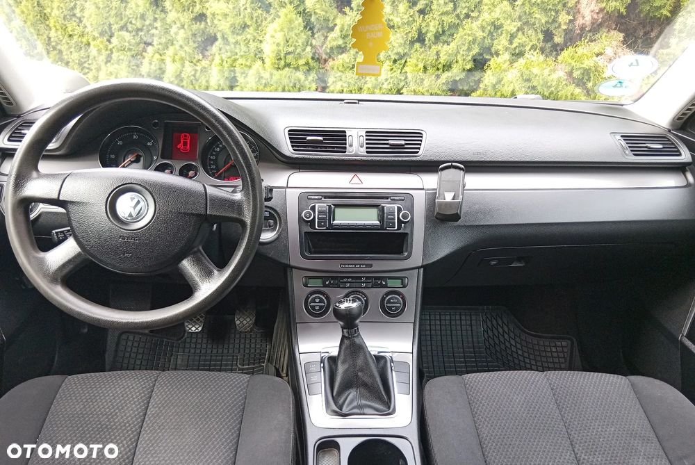 Volkswagen Passat - 6