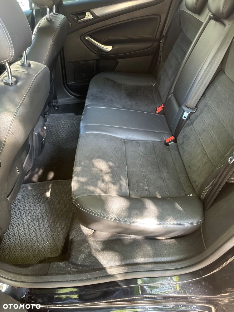 Ford Mondeo 1.6 TDCi Titanium - 15