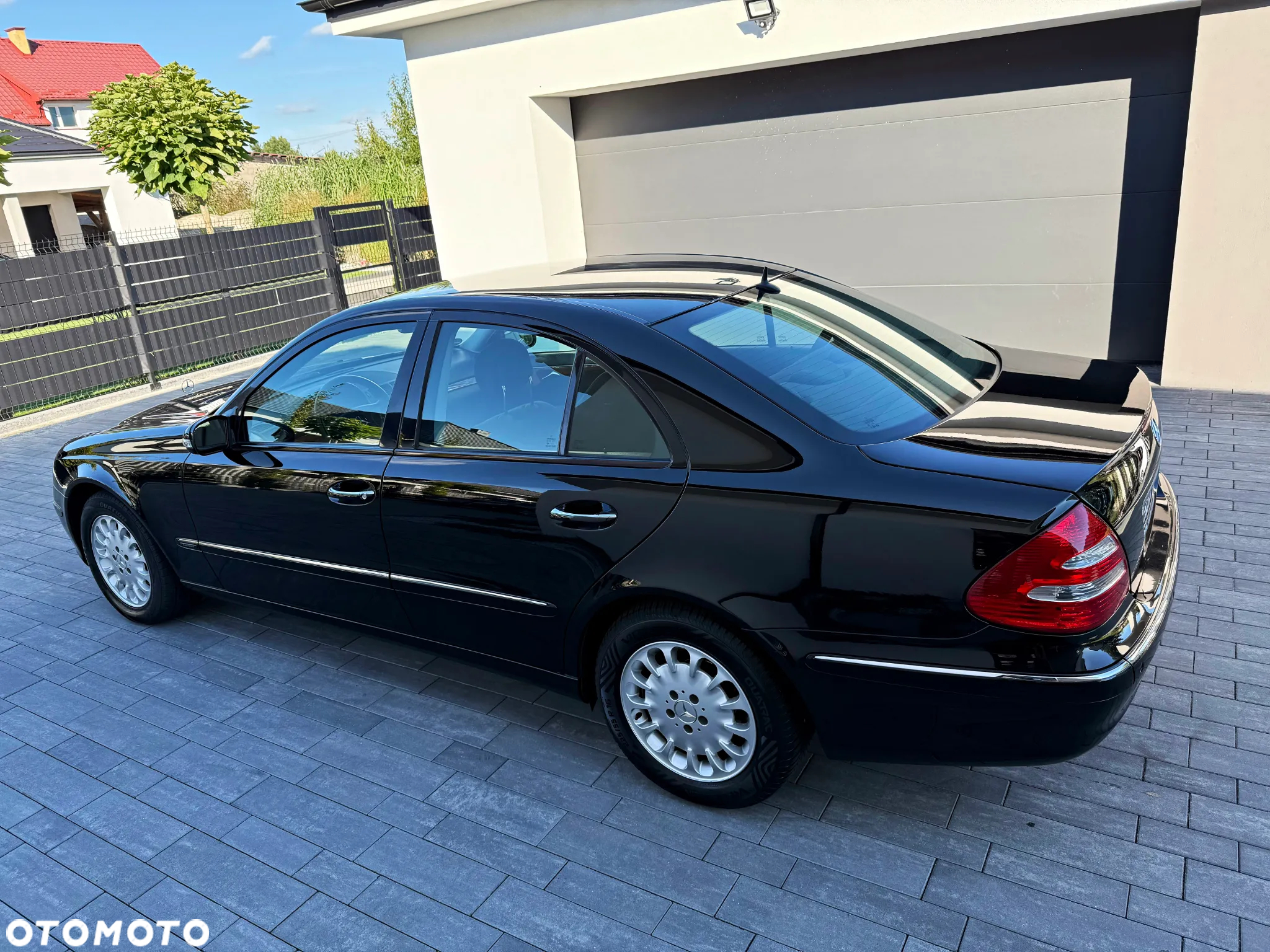 Mercedes-Benz Klasa E - 24