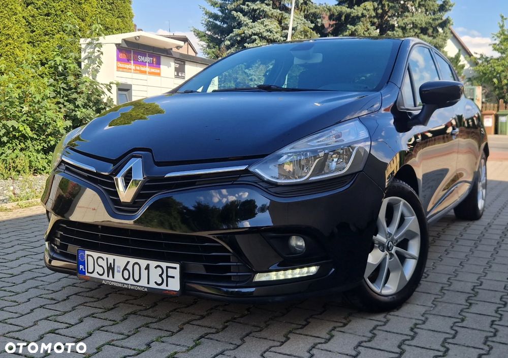 Renault Clio 1.2 16V Limited Plus - 9