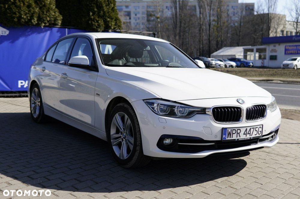BMW Seria 3 318i Sport Line - 4
