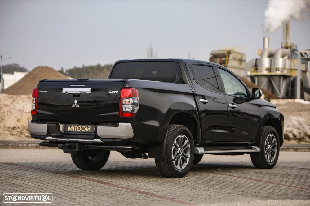 Mitsubishi L200 Pick Up 4x4 S&S Auto Cabine Dupla Select - 4