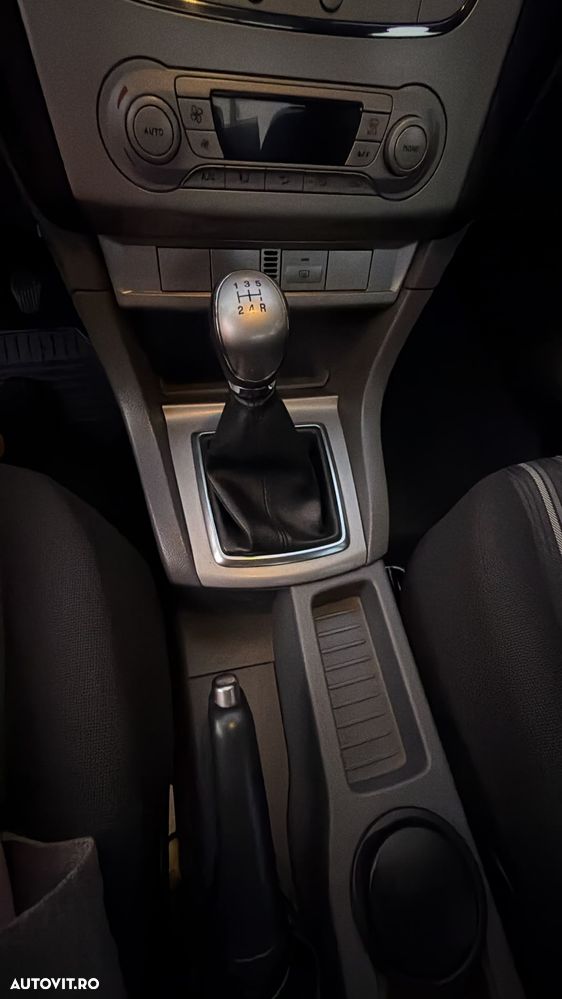 Ford Focus - 7