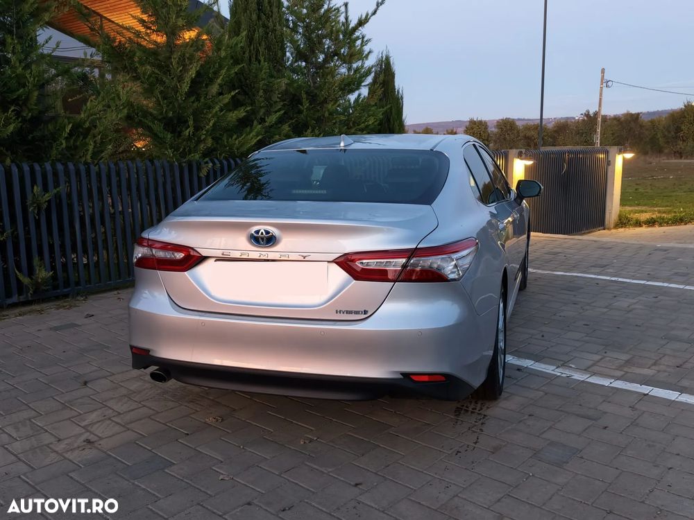 Toyota Camry Business Edition - 6