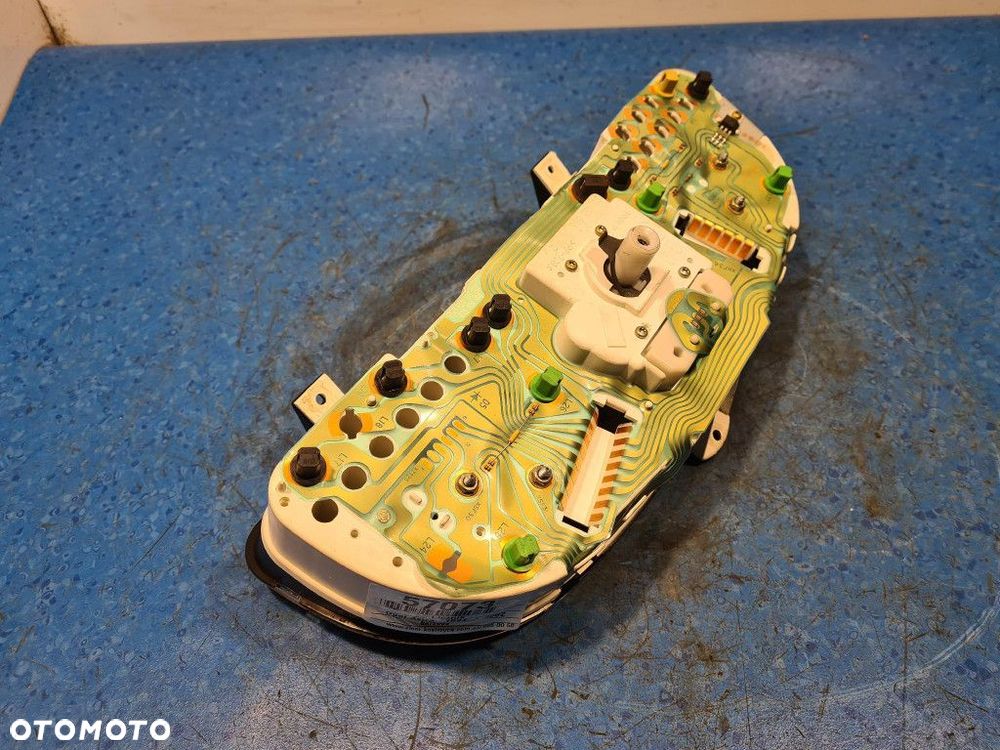 OPEL ASTRA F LIFT 1.4B LICZNIK 87001219 - 12