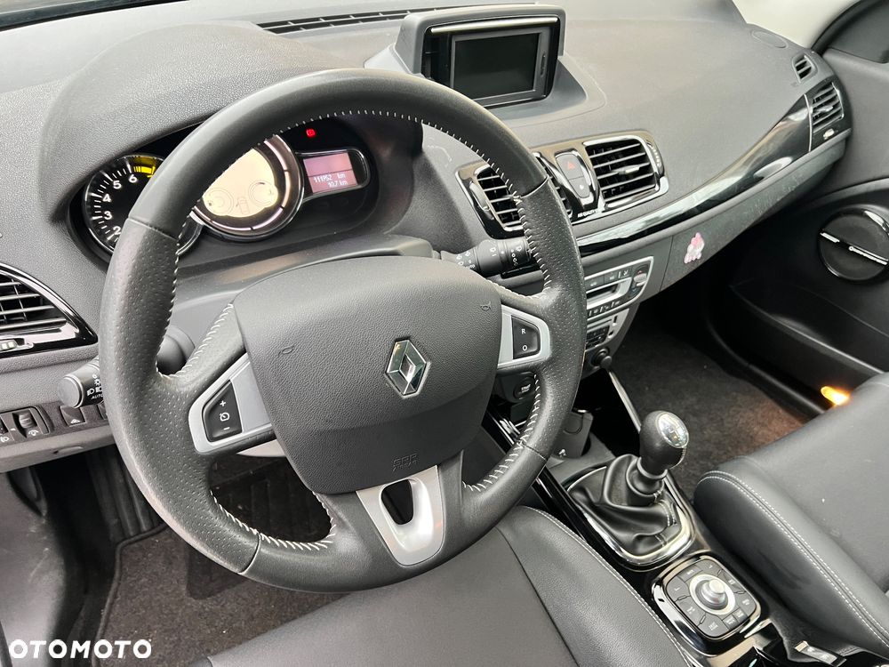 Renault Megane ENERGY TCe 115 Start & Stop Bose Edition - 15