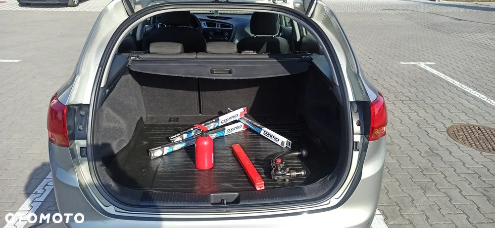 Kia Ceed 1.6 GDI L - 2