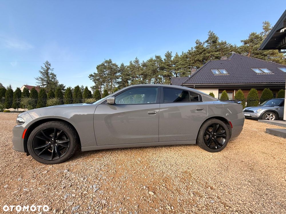 Dodge Charger - 7