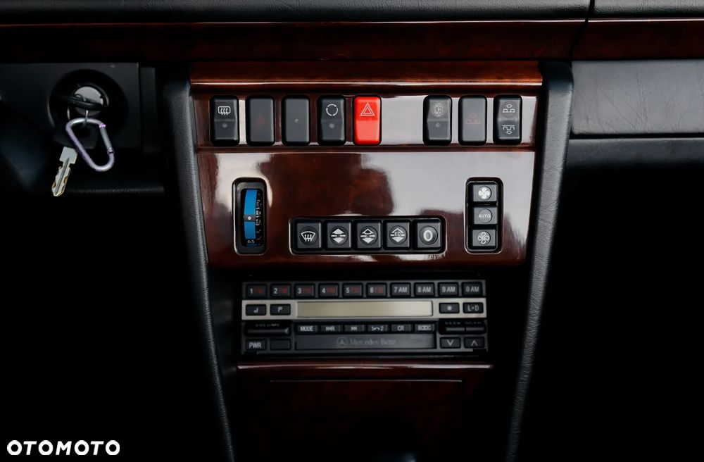Mercedes-Benz W124 (1984-1993) - 25