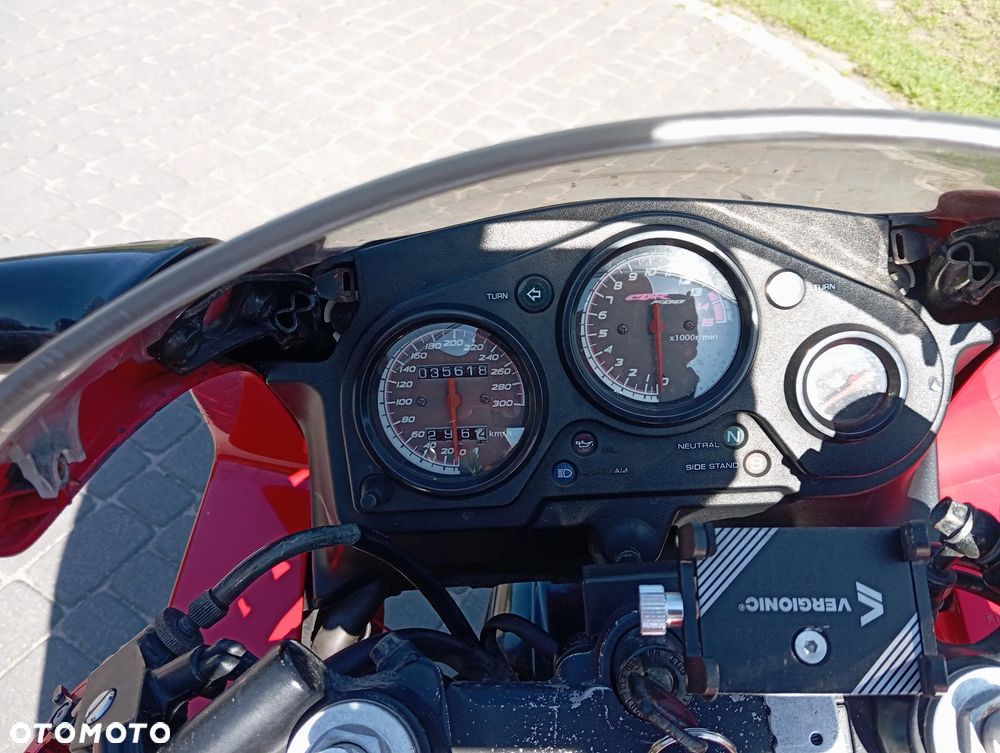 Honda CBR - 5