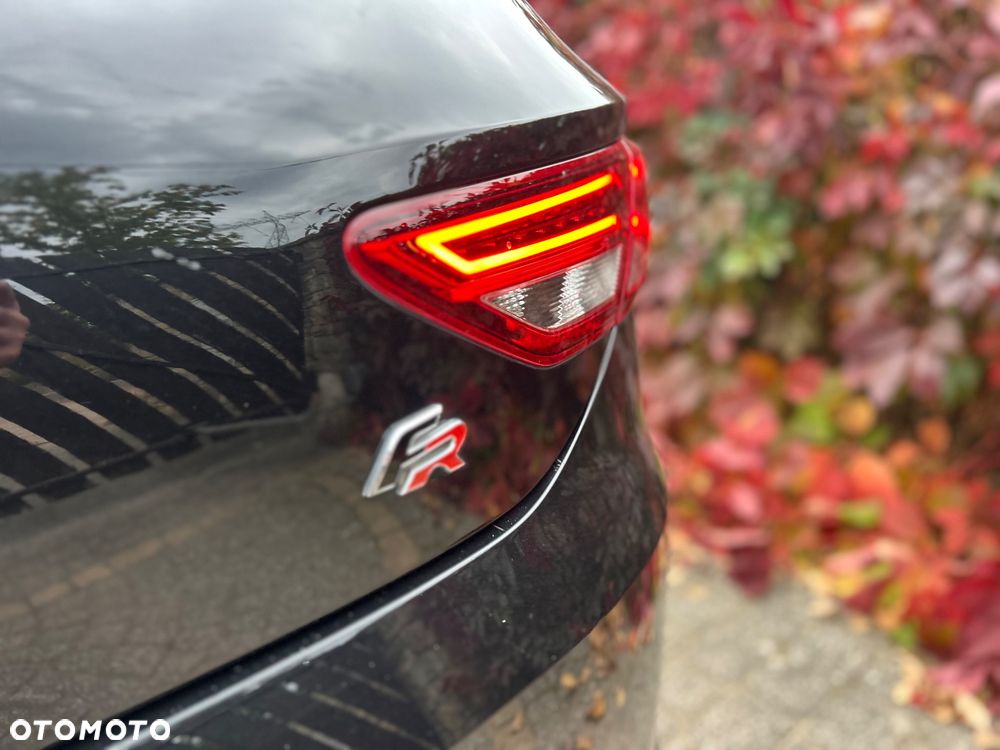 Seat Leon 2.0 TDI DPF Start&Stop FR - 36