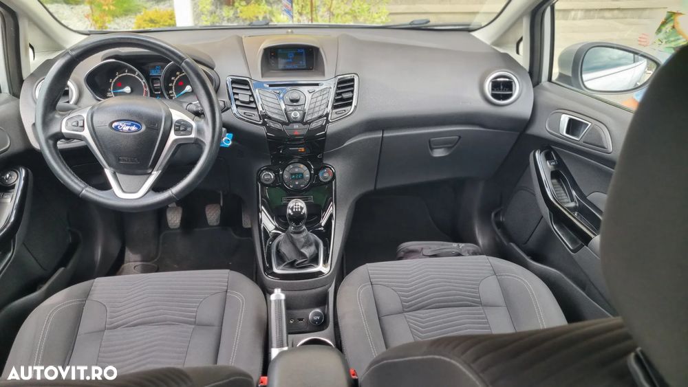 Ford Fiesta 1.4 Titanium - 18