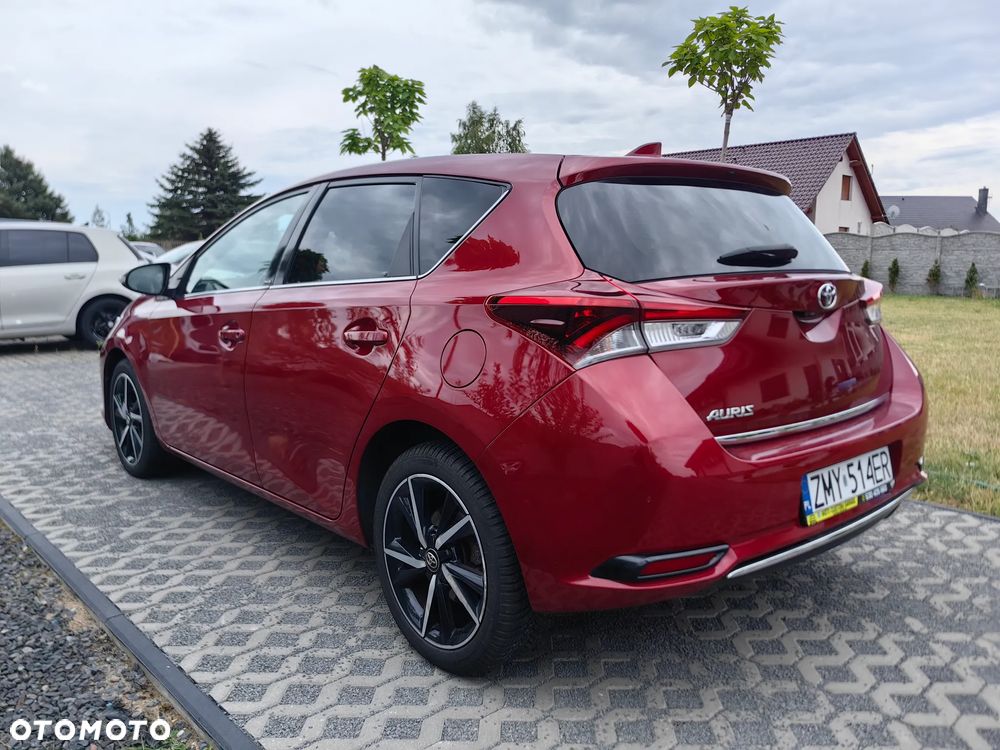 Toyota Auris 1.2 Turbo Edition S+ - 3