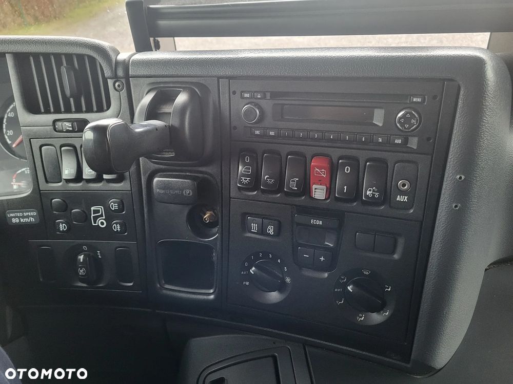 Scania p400 p 400 - 8