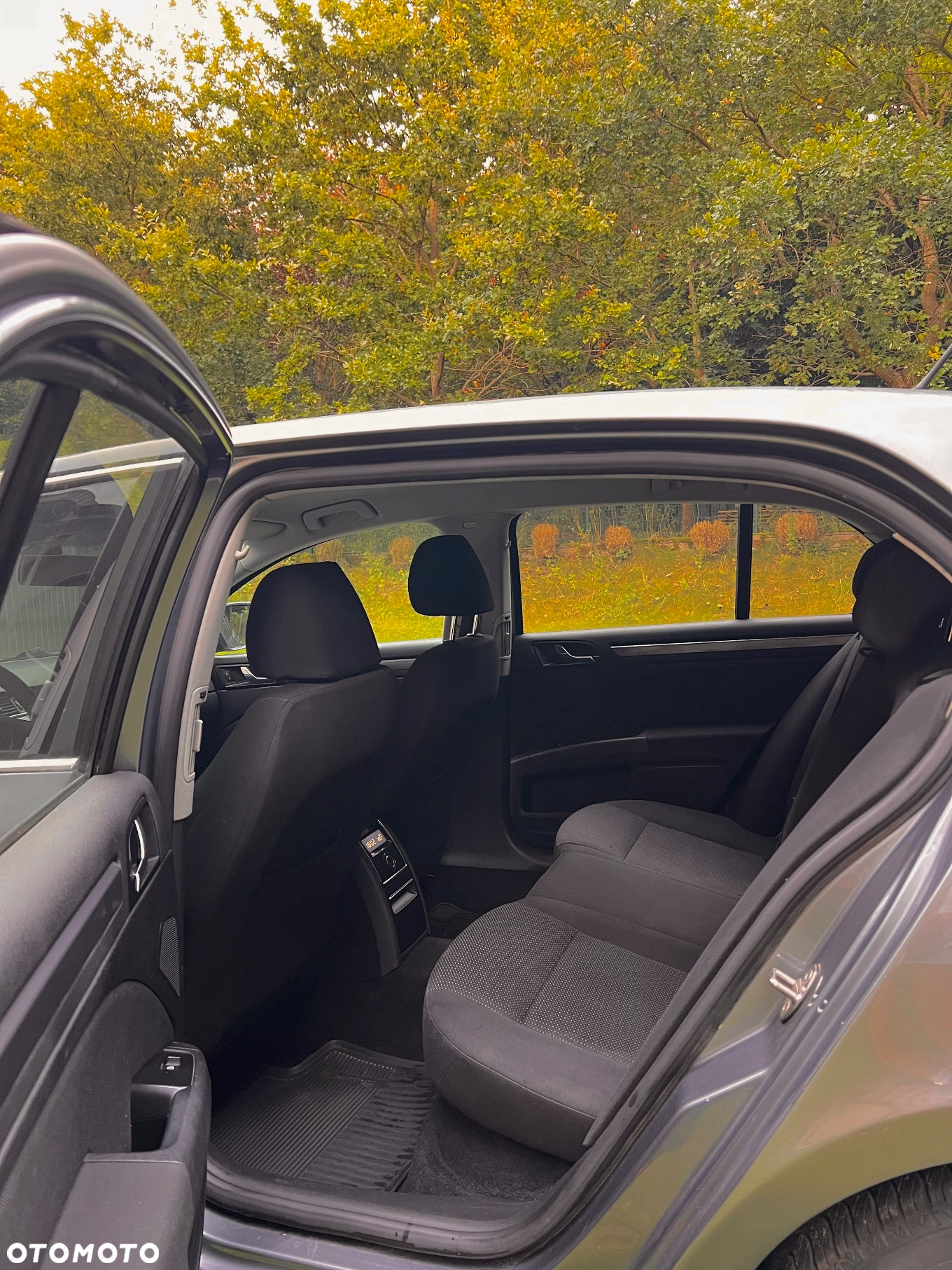 Skoda Superb 2.0 TDI Comfort DSG - 16