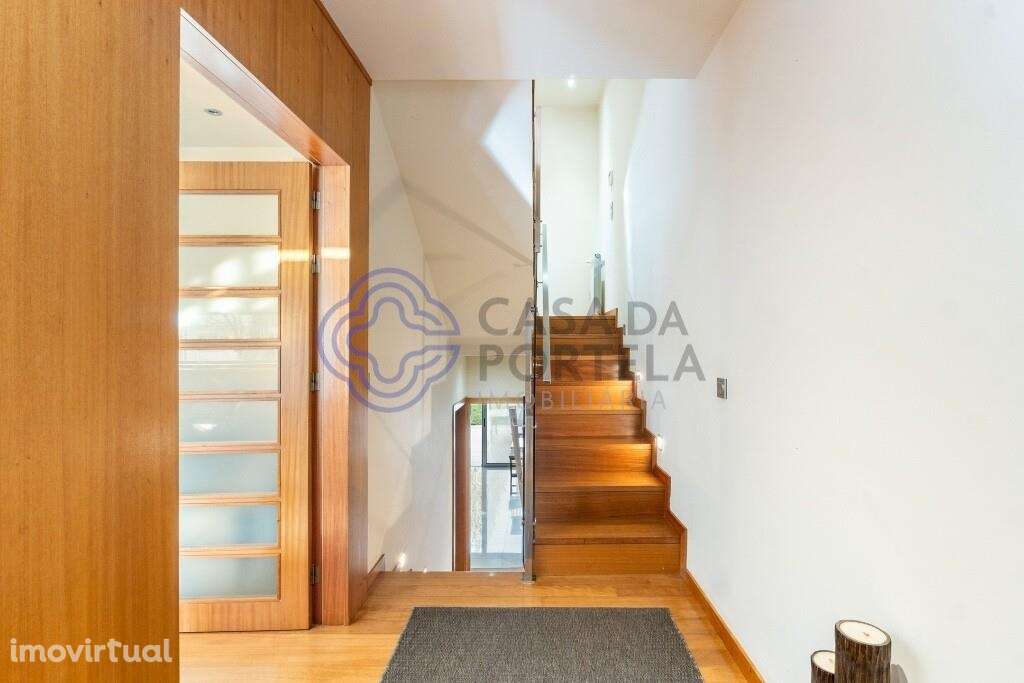 Moradia T3 Contemporânea com Jardim e Terraço | Senhora da Hora - Grande imagem: 2/40