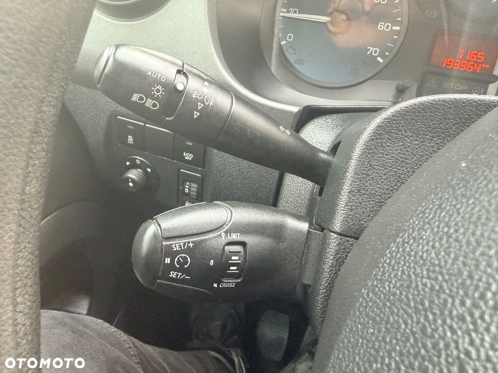 Peugeot Partner - 13