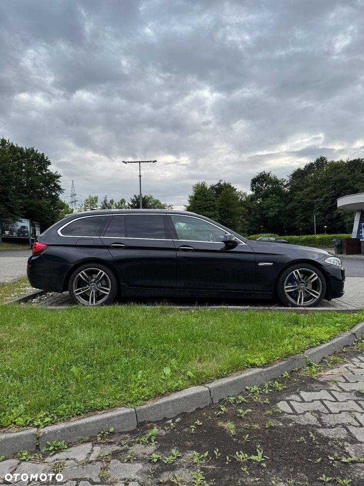 BMW Seria 5 525d xDrive - 1