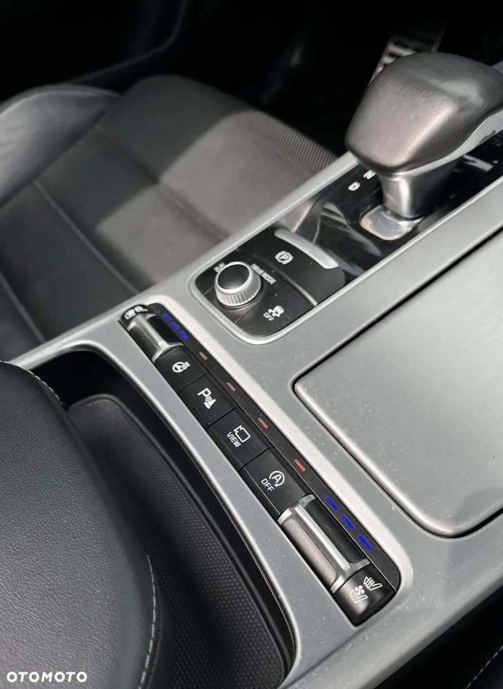 Kia Stinger 3.3 T-GDI V6 GT AWD - 14