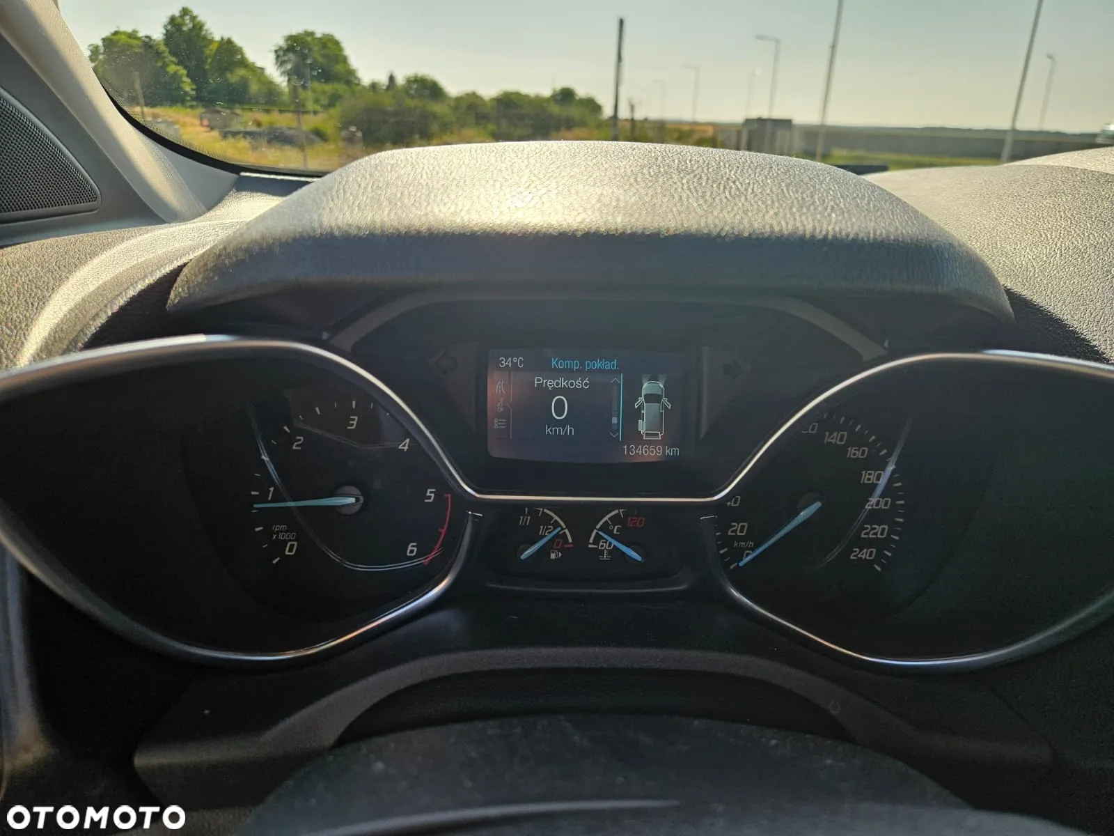 Ford Tourneo Connect Grand - 15