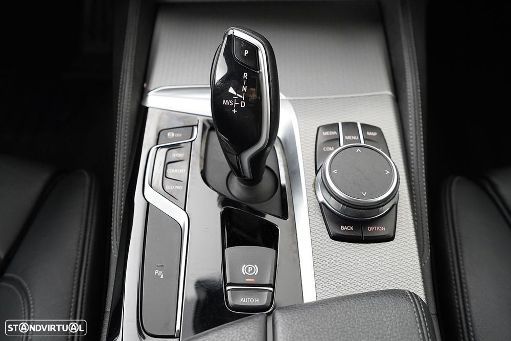 BMW 520 d Pack M Auto - 14