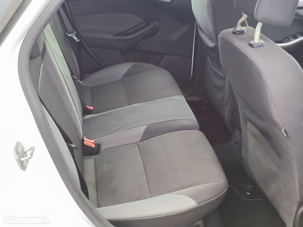 Ford Focus SW 1.6 TDCi Trend - 8