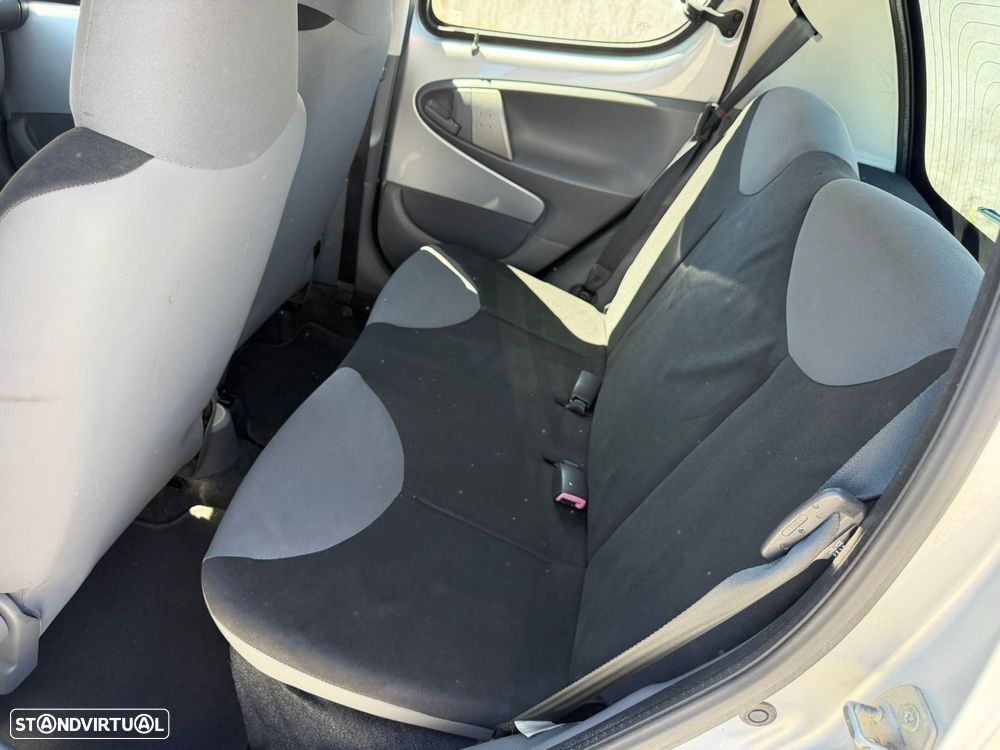 Citroën C1 1.0 Attraction - 11