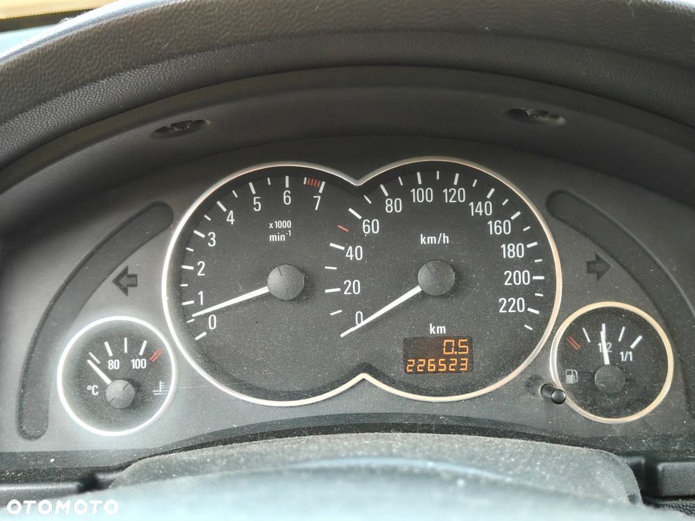 Opel Meriva 1.6 Cosmo - 9
