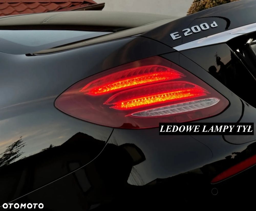 Mercedes-Benz Klasa E 200 d 9G-TRONIC - 17