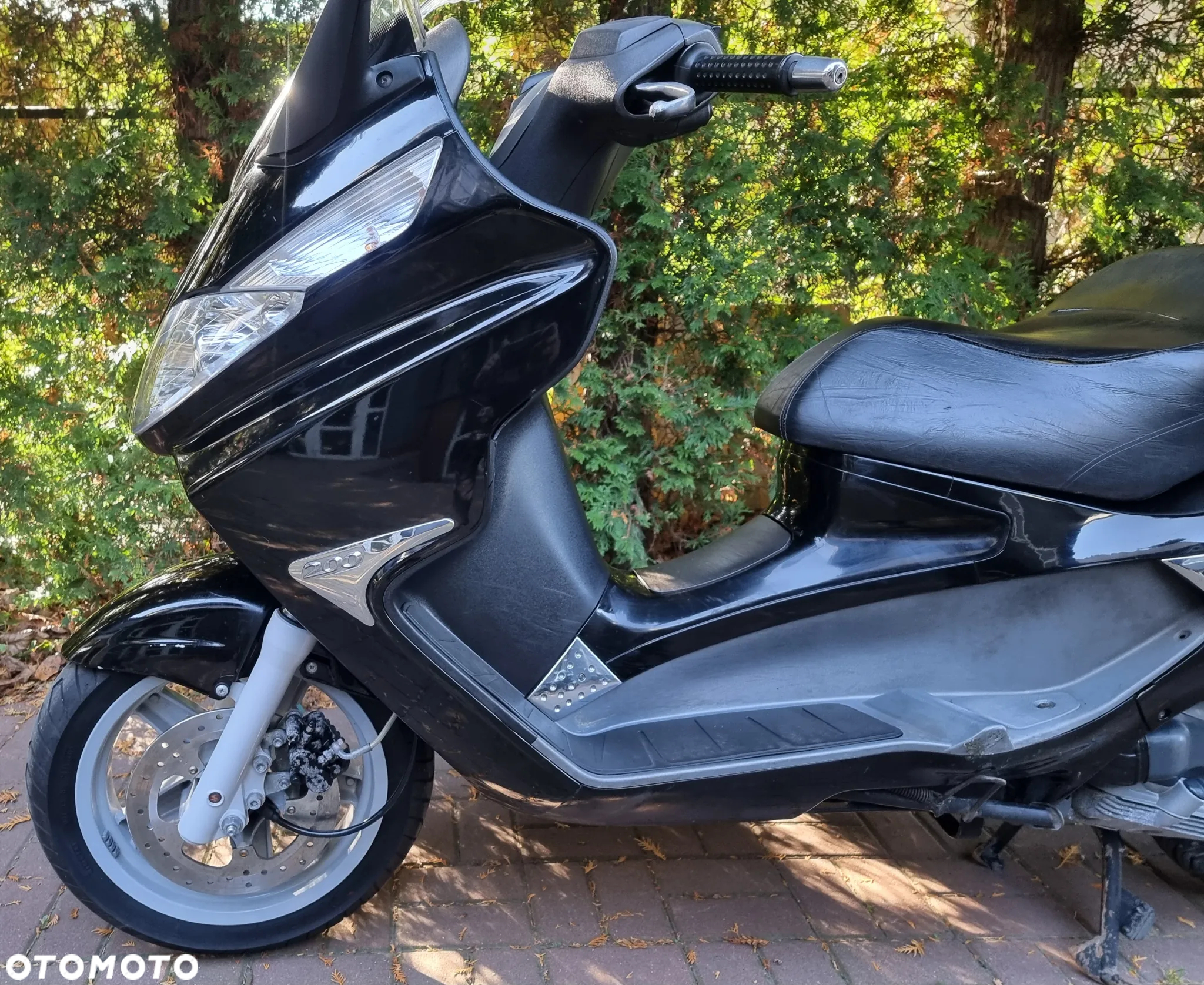Piaggio X8 - 8