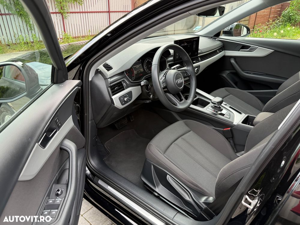 Audi A4 35 TDI S tronic MHEV Basic - 3