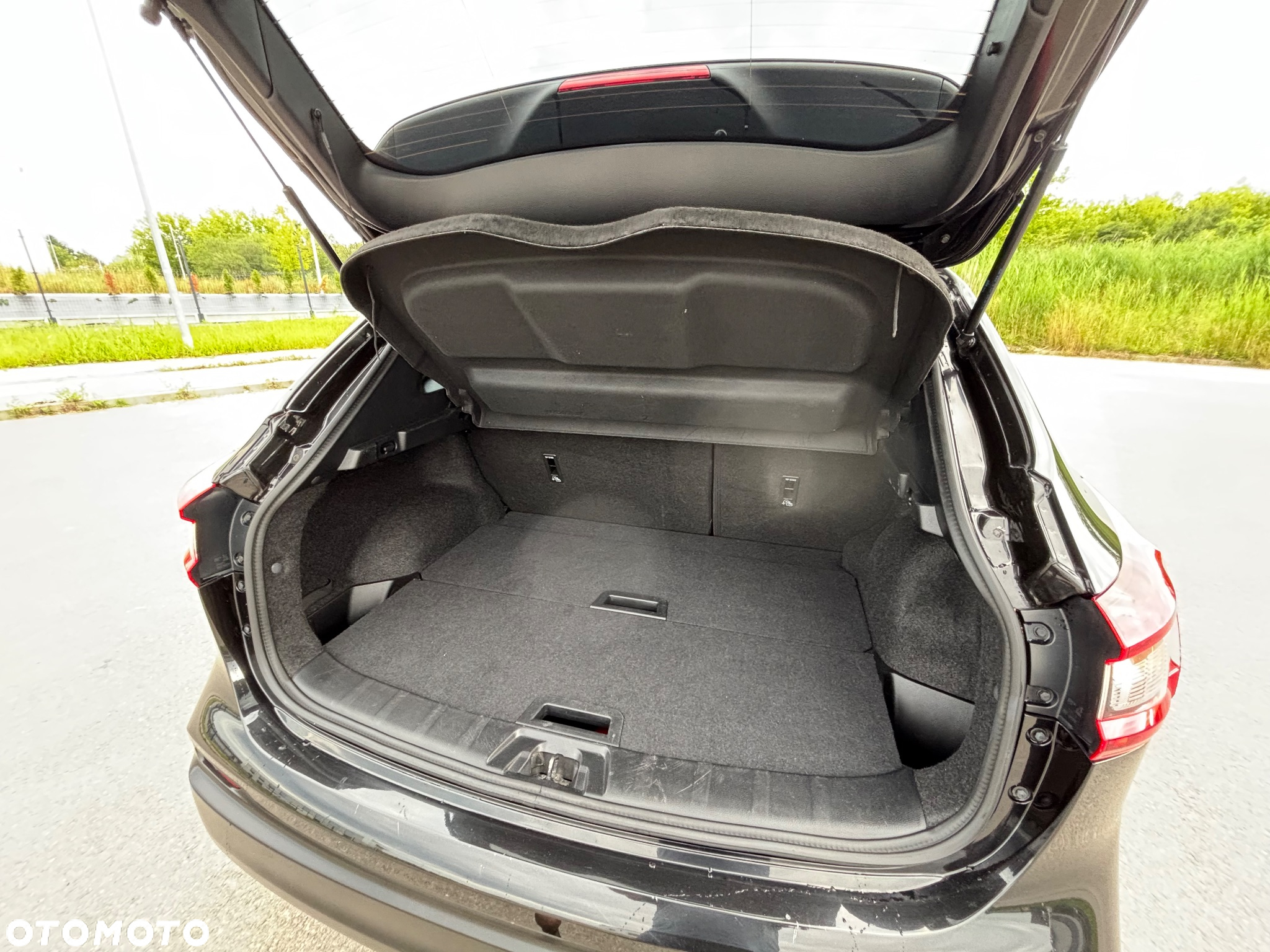 Nissan Qashqai 1.6 dCi Xtronic TEKNA - 21