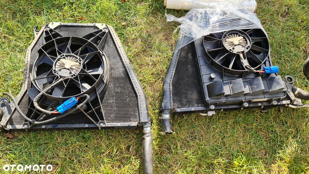 Ferrari 488 GTB zderzak maska blotnik lampy przod chlodnice - 7