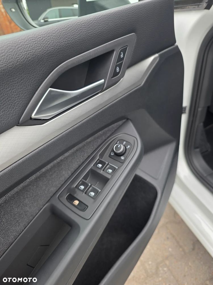 Volkswagen Golf 2.0 TDI Life - 10