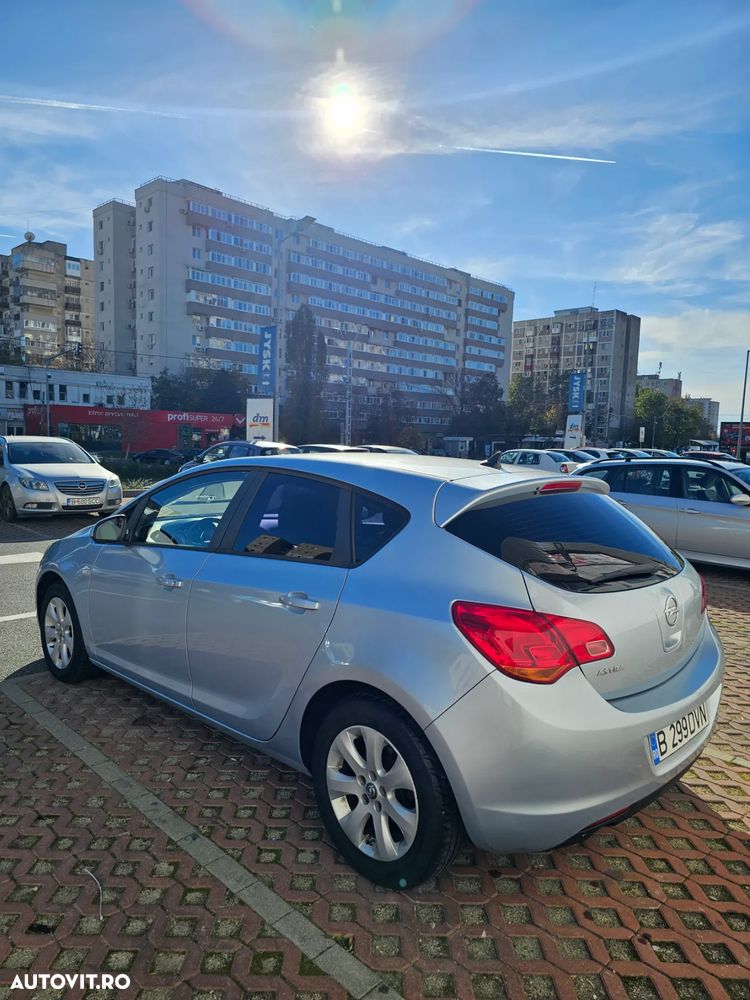 Opel Astra 1.4 ECOTEC Enjoy - 5