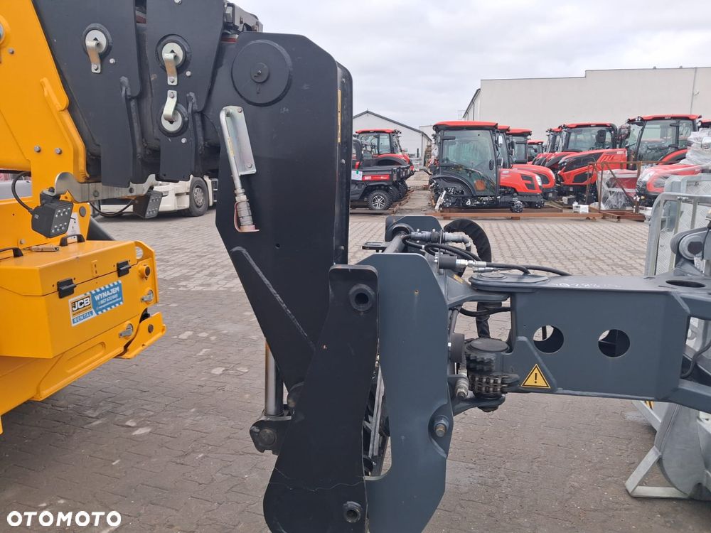JCB ROTO 555P210R SV - 9