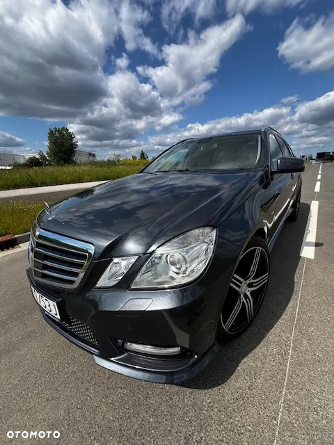 Mercedes-Benz Klasa E 350 T CDI DPF BlueEFFICIENCY 7G-TRONIC Avantgarde - 2
