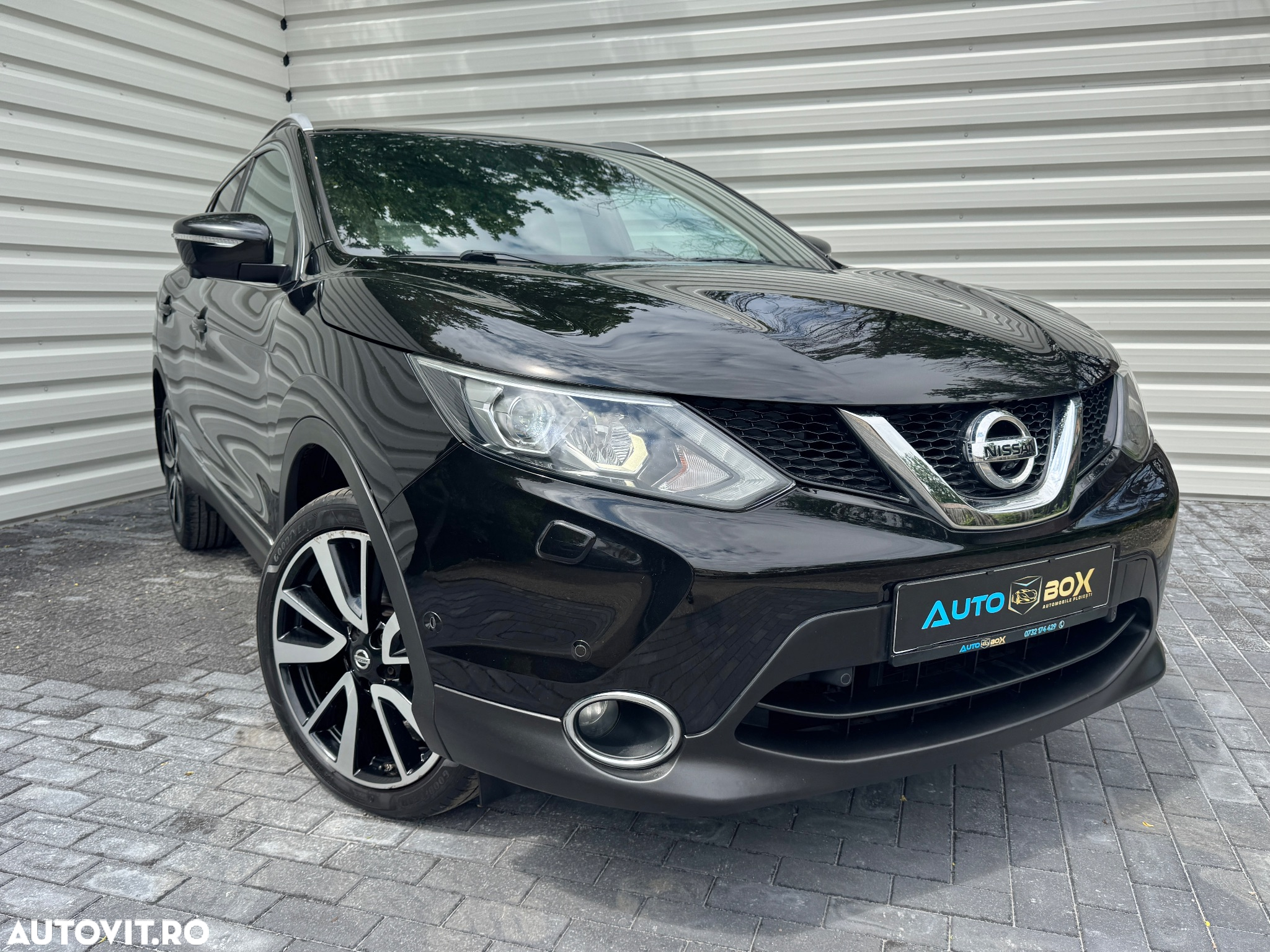Nissan Qashqai 1.6 DCI 4 x 4 DPF tekna - 15
