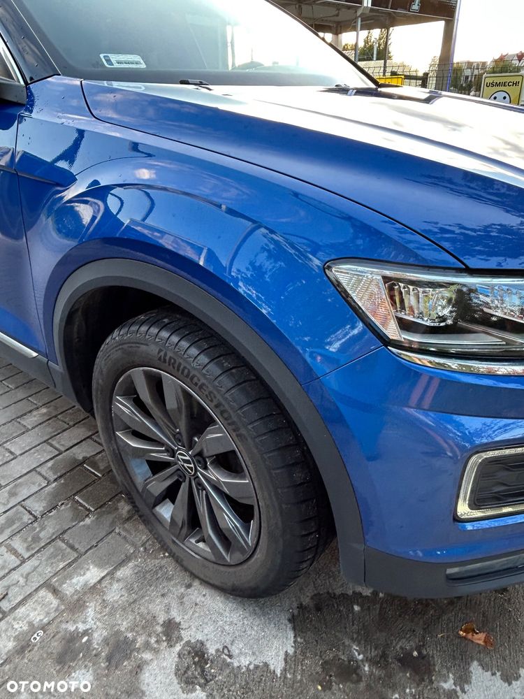 Volkswagen T-Roc - 17