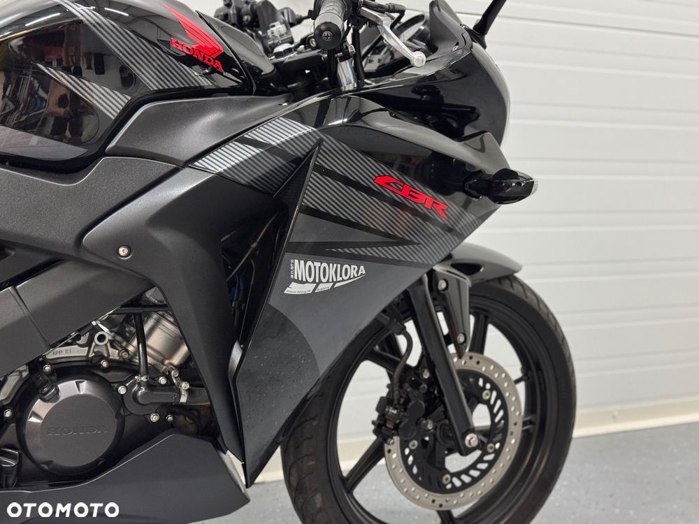 Honda CBR - 9