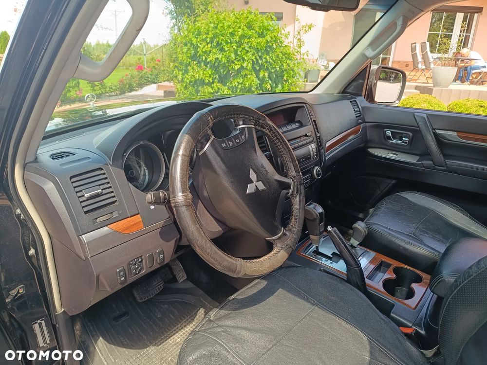 Mitsubishi Pajero 3.2 DID Intense - 8