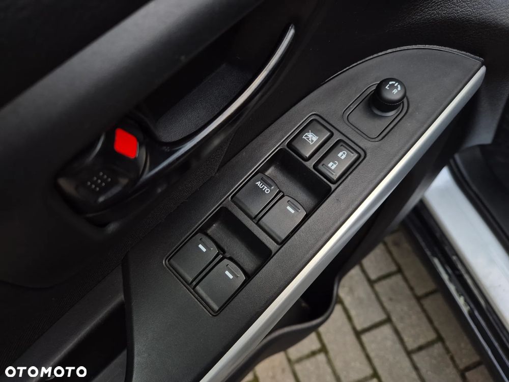 Suzuki SX4 S-Cross - 12