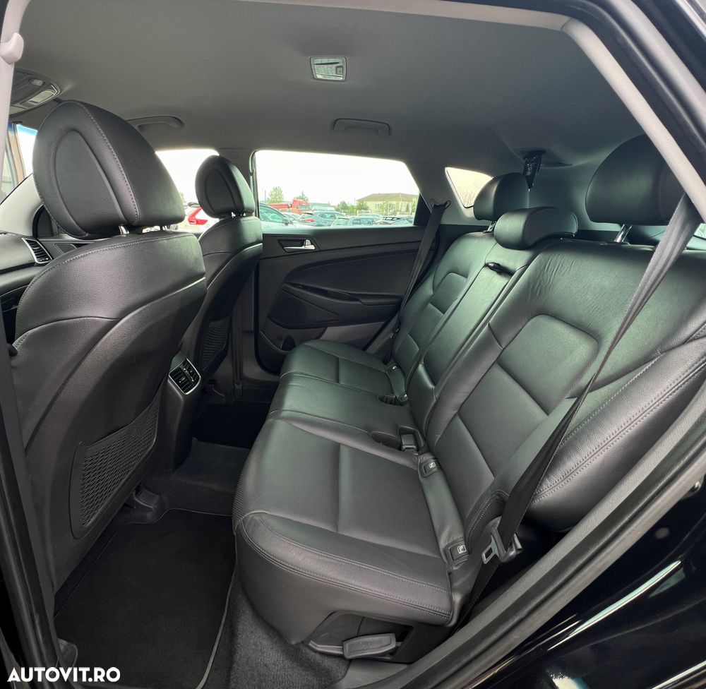 Hyundai Tucson blue 1.7 CRDi 2WD DCT Premium - 16