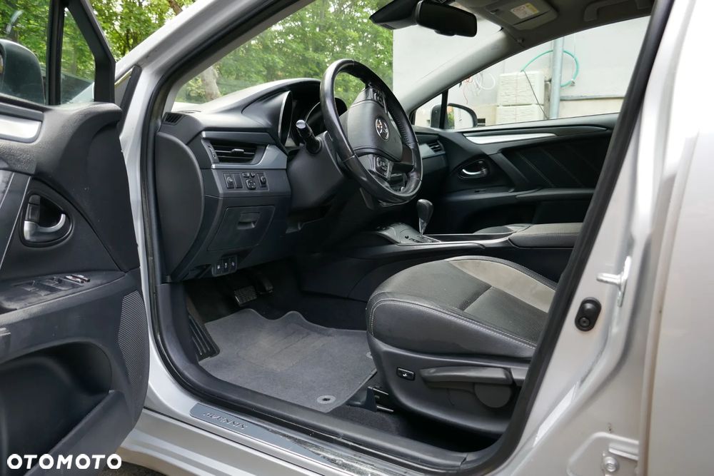 Toyota Avensis 2.0 Premium MS - 7