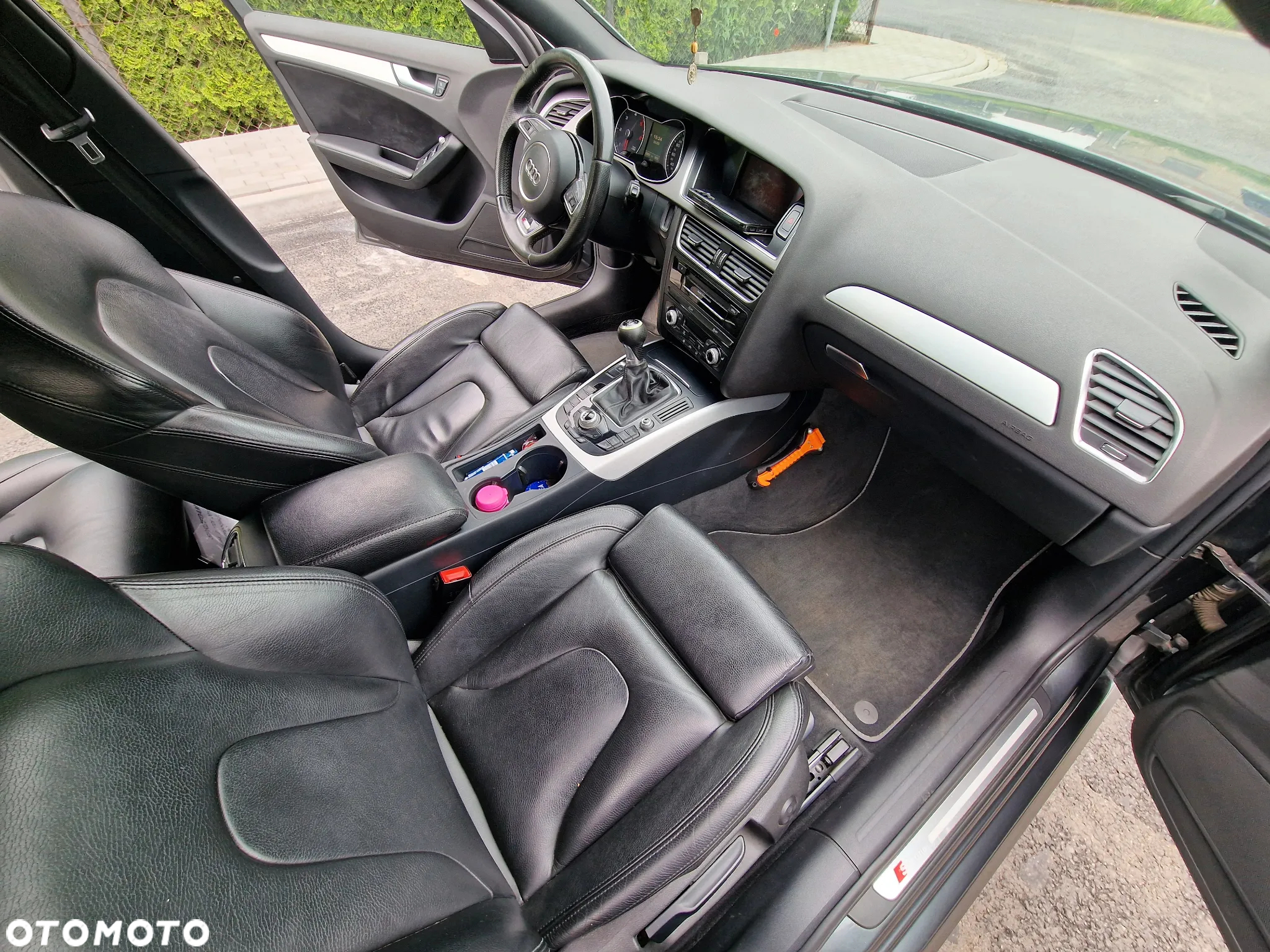 Audi A4 2.0 TDI DPF S line Sportpaket - 13