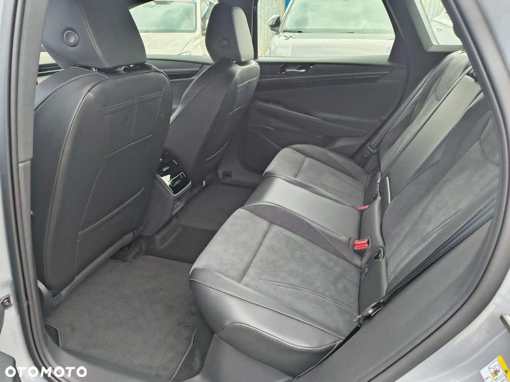 Volkswagen ID.7 - 9