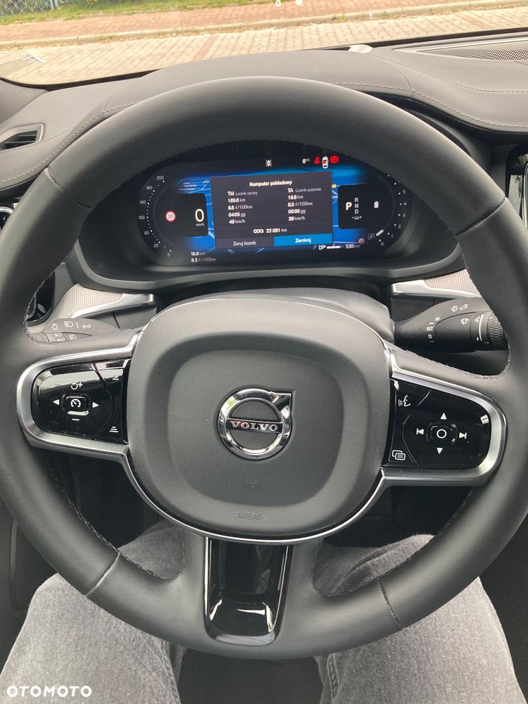 Volvo S60 B5 B AWD Ultimate Dark - 19