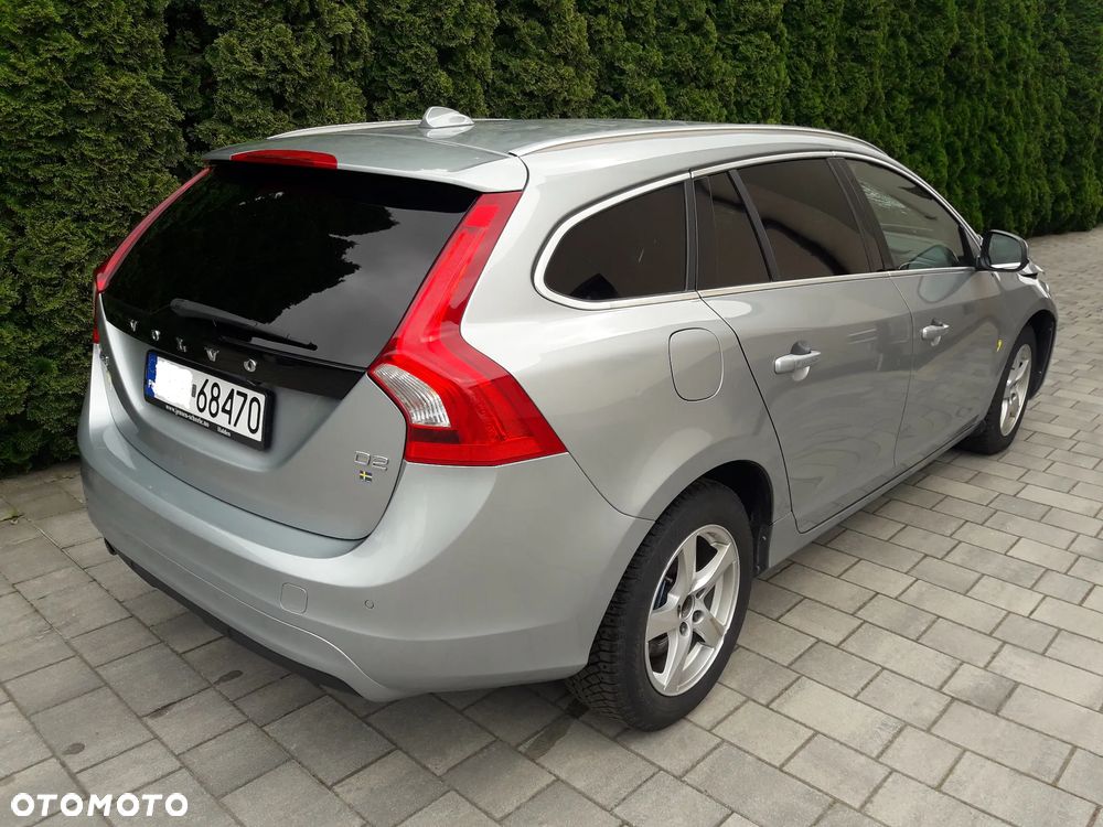 Volvo V60 D2 Drive-E Summum - 2