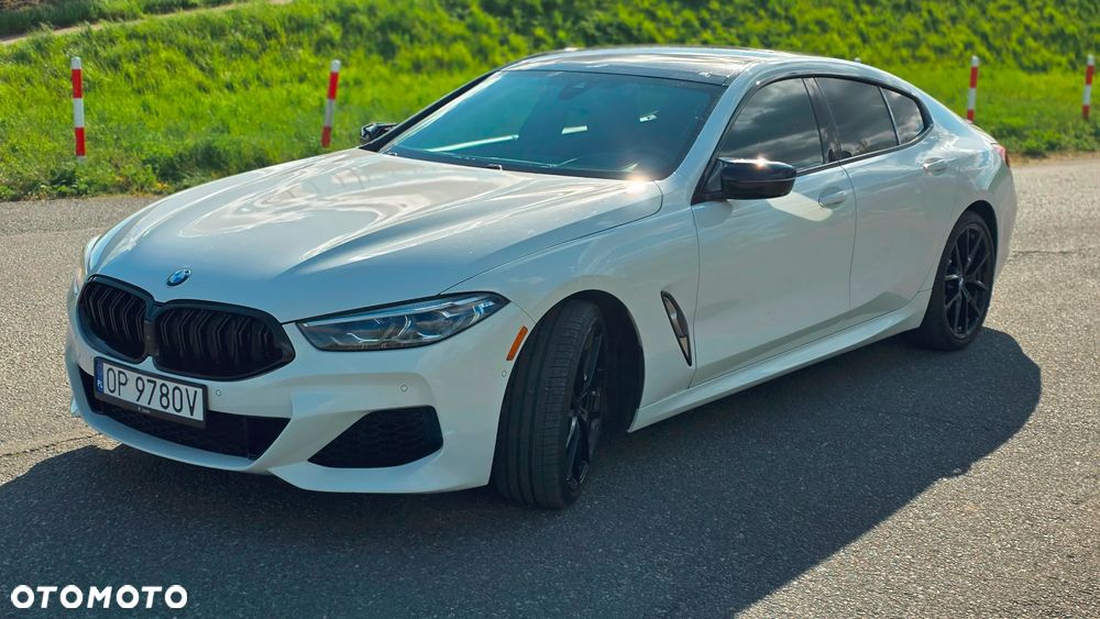 BMW Seria 8 840i - 25